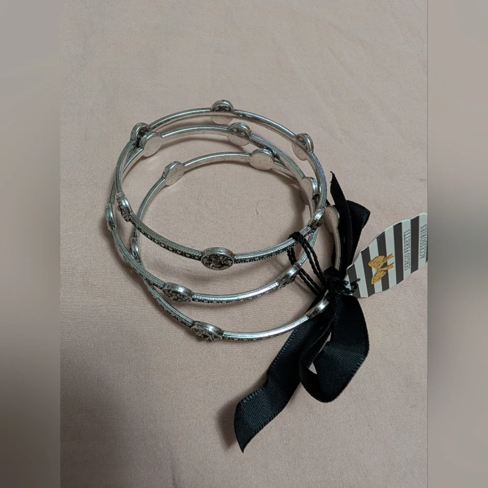 Bangles with Rhinestones - Picture 4 of 8